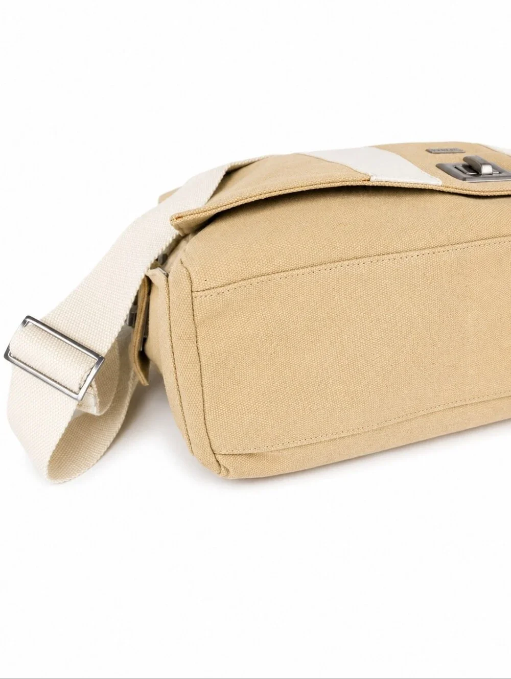 Skagen Beige Canvas & White Leather Messenger Bag – Classic & Versatile!